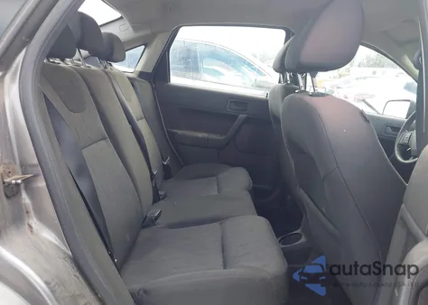 2009 Ford Focus Se z USA, uszkodzony, nr VIN 1FAHP35N59W102818